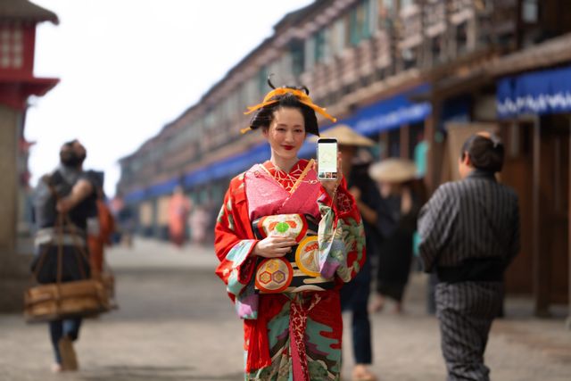 「べらぼう」綾瀬はるかの花魁ビジュアル　九郎助稲荷が人の姿に変身！：フォトギャラリー