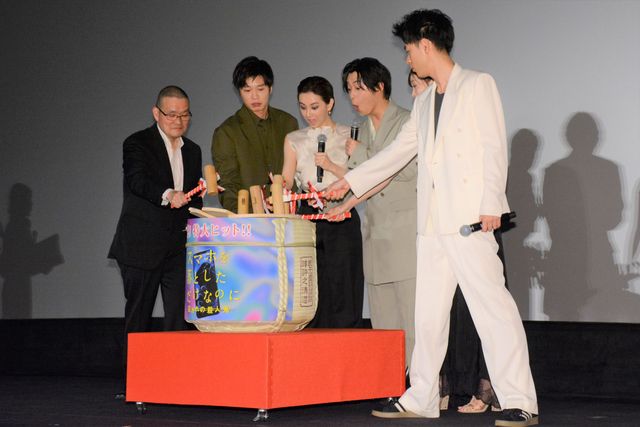 千葉雄大＆白石麻衣『スマホを落としただけなのに　囚われの殺人鬼』初日舞台あいさつ（11枚目）