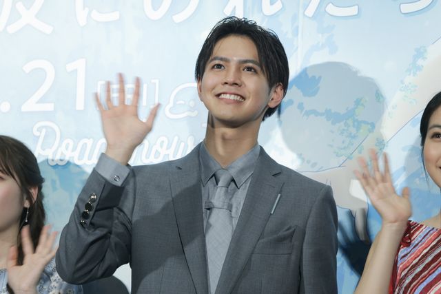 片寄涼太、川栄李奈ら登場！『きみと、波にのれたら』完成披露試写会（14枚目）