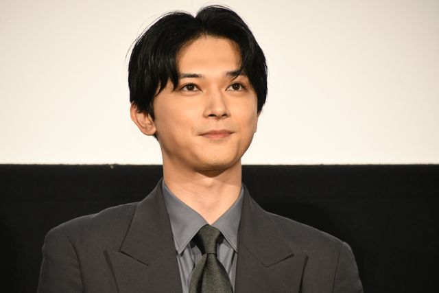 吉沢亮、憧れの監督と！海外映画祭に続々出品『ぼくが生きてる、ふたつの世界』完成披露（18枚目）