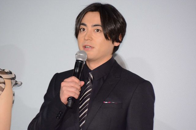 山田孝之＆長澤まさみ、ヒット祈願で鏡開き！『50回目のファーストキス』公開記念舞台あいさつ（5枚目）