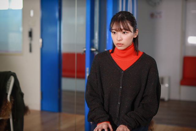 北山宏光が恋人つなぎで魅了「君が獣になる前に」2話場面写真（2枚目）