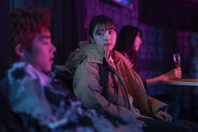 北山宏光が恋人つなぎで魅了「君が獣になる前に」2話場面写真（5枚目）