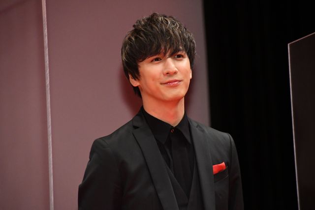 浜辺美波、高杉真宙、藤井流星ら登場！『映画　賭ケグルイ　絶体絶命ロシアンルーレット』完成披露報告会（4枚目）