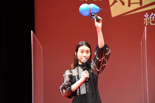 浜辺美波、高杉真宙、藤井流星ら登場！『映画　賭ケグルイ　絶体絶命ロシアンルーレット』完成披露報告会（12枚目）