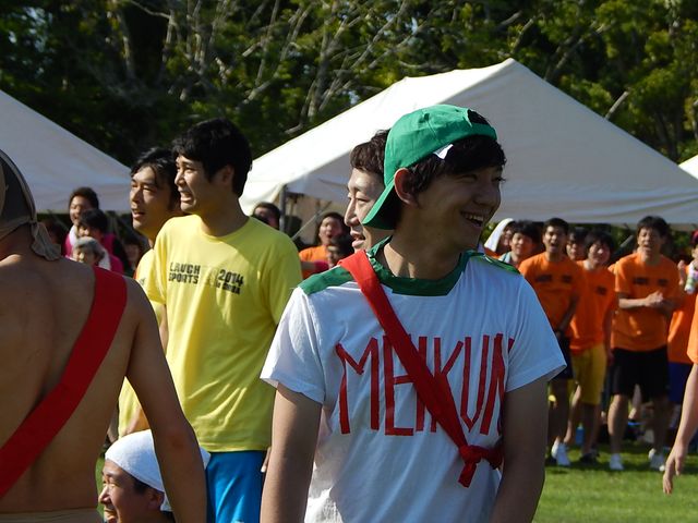 吉本若手が大奮闘！「LAUGH SPORTS FES 2014 in CHIBA～よしもと