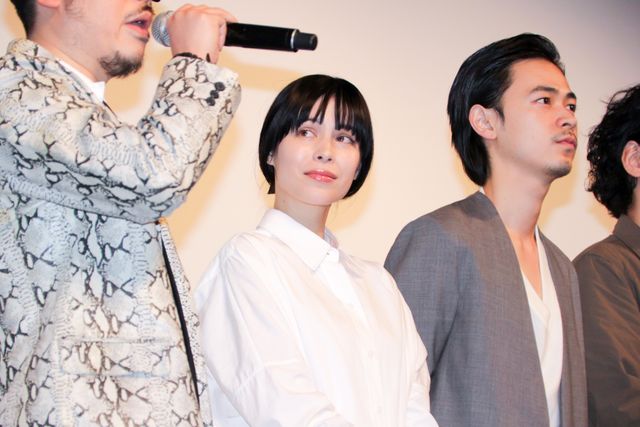 井浦新×成田凌『ニワトリ★スター』完成披露舞台あいさつ（5枚目）