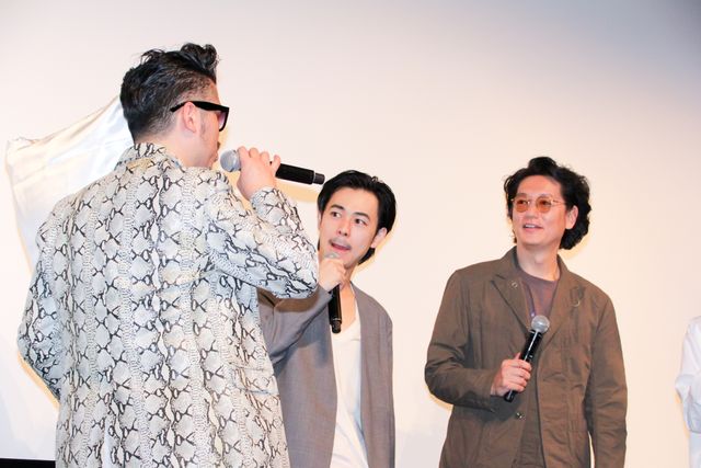 井浦新×成田凌『ニワトリ★スター』完成披露舞台あいさつ（8枚目）