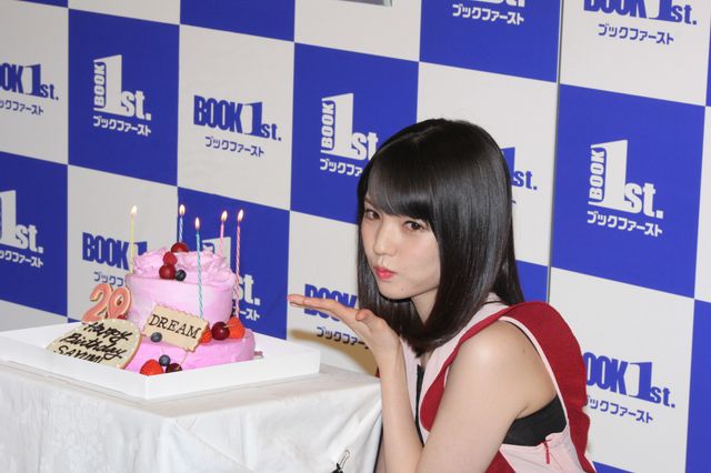 道重さゆみ、3年9か月ぶり写真集の中身をチラ見せ！（4枚目）