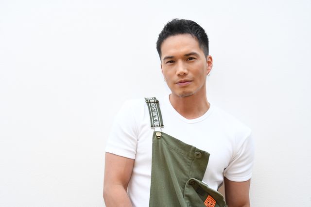 事務所の先輩＆後輩！市原隼人＆佐藤大志【インタビューカット】：フォトギャラリー