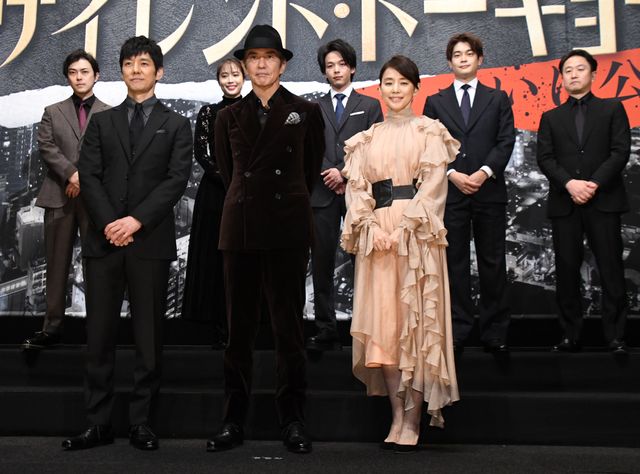 佐藤浩市が共演者からの質問に回答！『サイレント・トーキョー』初日舞台あいさつ：フォトギャラリー