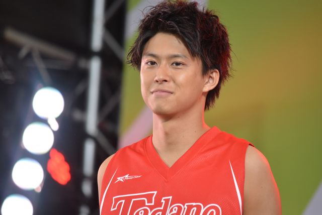 志尊淳、バスケのユニフォーム姿で登壇！映画『走れ！T校バスケット部』キックオフミーティング（14枚目）