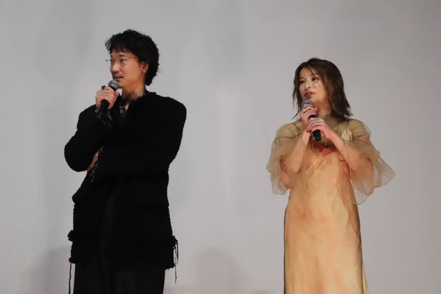 綾野剛、R18+『花腐し』舞台挨拶に登壇！柄本佑、さとうほなみ、荒井晴彦監督と裏側明かす（6枚目）