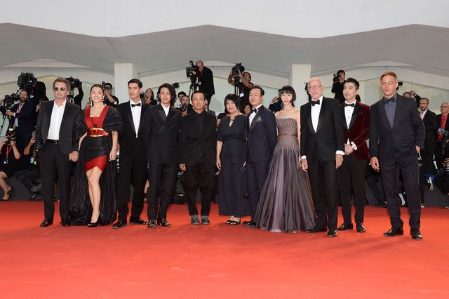 スカヨハ！ブラピ！ドヌーヴ！ジョニデ！ベネチア映画祭レッドカーペット＜全26枚＞（20枚目）