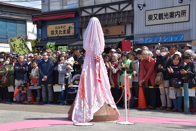 柴又駅に「さくら」の銅像が！『男はつらいよ』さくら銅像完成記念除幕式典フォトギャラリー（2枚目）