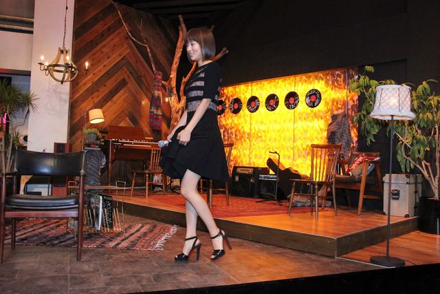 リリー・フランキーと夏菜が共演！フォトギャラリー：フォトギャラリー