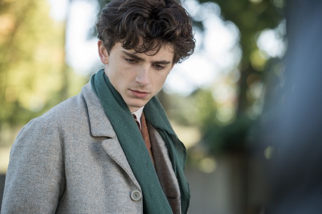 ティモシー・シャラメ『若草物語』美しきスーツ姿（4枚目）