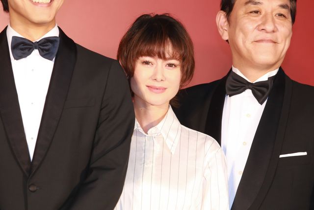 真木よう子、オールキャストにホレボレ！『孤狼の血』完成披露試写会（12枚目）