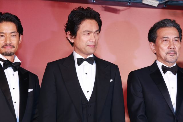 真木よう子、オールキャストにホレボレ！『孤狼の血』完成披露試写会（17枚目）