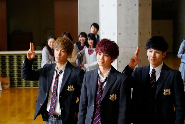 鈴木伸之のお姫さま抱っこ！映画『PRINCE OF LEGEND』場面写真＜全12枚＞（5枚目）