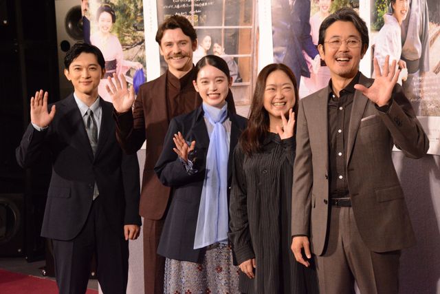 高石あかり＆吉沢亮ら、次の朝ドラキャスト集結！連続テレビ小説「ばけばけ」試写会（2枚目）