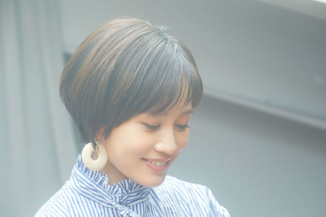 日だまりの中で…前田敦子『くれなずめ』インタビューカット（4枚目）