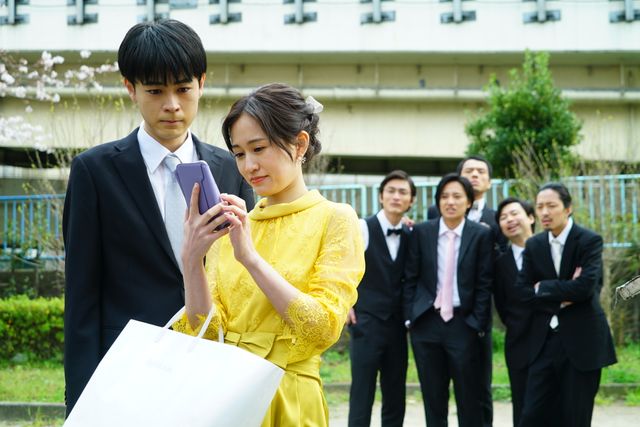 日だまりの中で…前田敦子『くれなずめ』インタビューカット（9枚目）