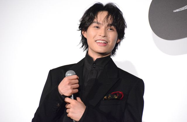 永瀬廉、吉川愛をスマートにエスコート！映画『鬼の花嫁』公開前夜祭舞台あいさつ（6枚目）