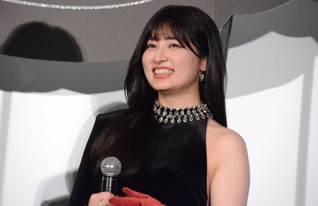 永瀬廉、吉川愛をスマートにエスコート！映画『鬼の花嫁』公開前夜祭舞台あいさつ（12枚目）