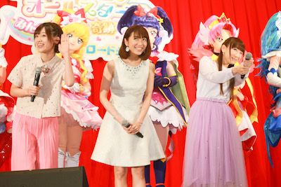 人気声優・堀江由衣と高橋李依、ミュージカル女優・新妻聖子と子どもたちの合唱曲に感激！　画像ギャラリー（4枚目）