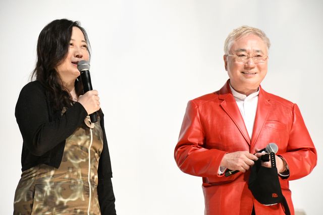 【9枚】ほら貝を吹いて「ナイスですね～」（4枚目）