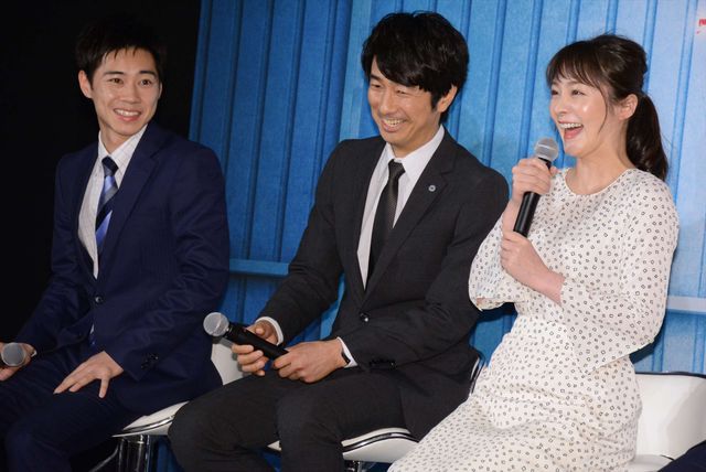 玉木宏、貫地谷しほりらとけん玉トーク！「スパイラル～町工場の奇跡～」会見（3枚目）