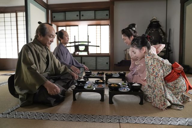 トキ（福地美晴）は偶然…「ばけばけ」第4回場面写真（4枚目）