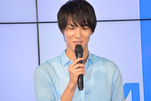 広瀬すず＆中川大志、そろそろ二十歳！「シーブリーズ2018 デオ＆ジェル新CM発表会」（7枚目）