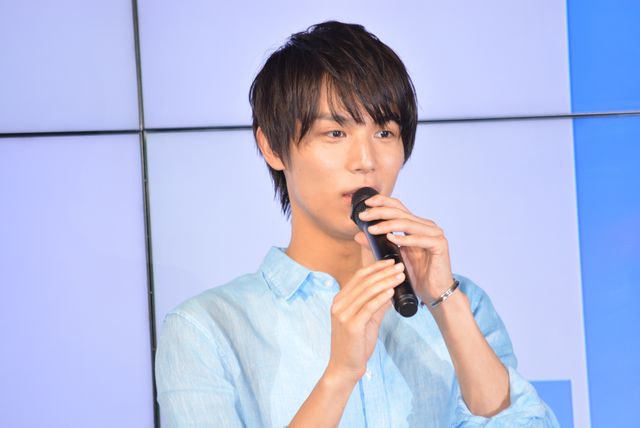 広瀬すず＆中川大志、そろそろ二十歳！「シーブリーズ2018 デオ＆ジェル新CM発表会」（8枚目）