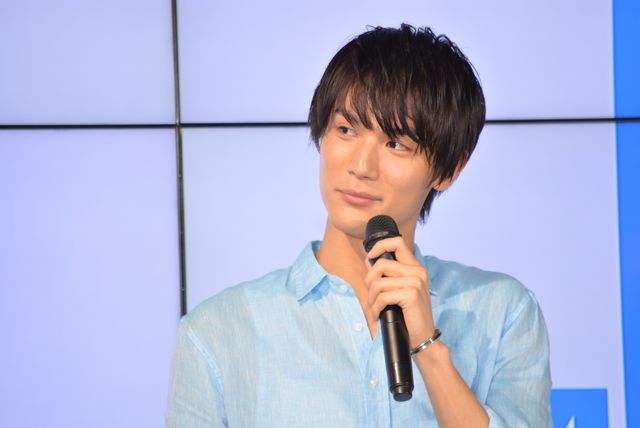 広瀬すず＆中川大志、そろそろ二十歳！「シーブリーズ2018 デオ＆ジェル新CM発表会」（9枚目）