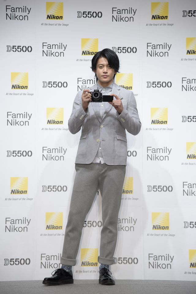 小栗旬、ニコン新製品発表会に出席！フォトギャラリー：フォトギャラリー
