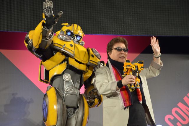 可愛いすぎるバンブルビー、玄田哲章もメロメロ！『バンブルビー』スペシャルトークショー（17枚目）