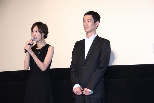 39歳迎えた加瀬亮、サプライズの“SPECバースデイケーキ”に感激！　戸田恵梨香もにんまり　画像ギャラリー（12枚目）