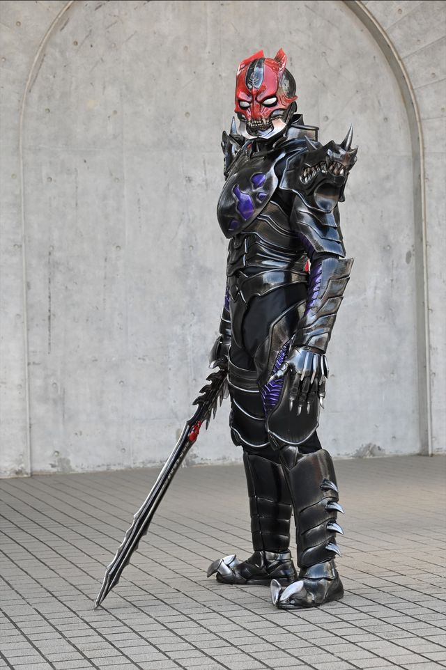 「仮面ライダーセイバー」内山昂輝がデザストの声を担当！：フォトギャラリー