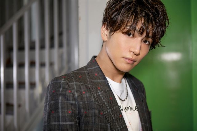 美しい岩田剛典…インタビューカット集：フォトギャラリー