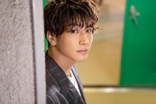 美しい岩田剛典…インタビューカット集（3枚目）