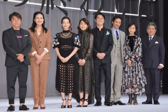 衝撃的な美しさ！福山雅治＆石田ゆり子『マチネの終わりに』完成披露の模様（4枚目）