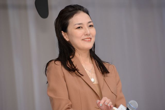 衝撃的な美しさ！福山雅治＆石田ゆり子『マチネの終わりに』完成披露の模様（8枚目）