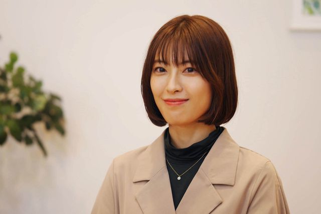 篠原涼子＆山崎育三郎、ラブストーリーからの！「ハイエナ」初回場面写真：フォトギャラリー