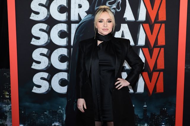 ヘイデン・パネッティーアの近影（2枚目）