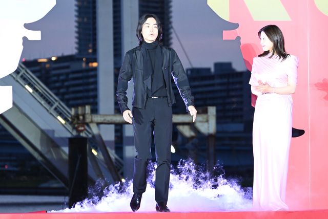 本木雅弘・菅田将暉・吉高由里子・宮舘涼太らズラリ！『黒牢城』ジャパンプレミアレッドカーペットセレモニー（9枚目）