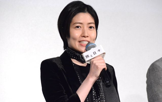 シム・ウンギョン＆河合優実、美の競演！『旅と日々』ロカルノ国際映画祭トロフィーお披露目（4枚目）