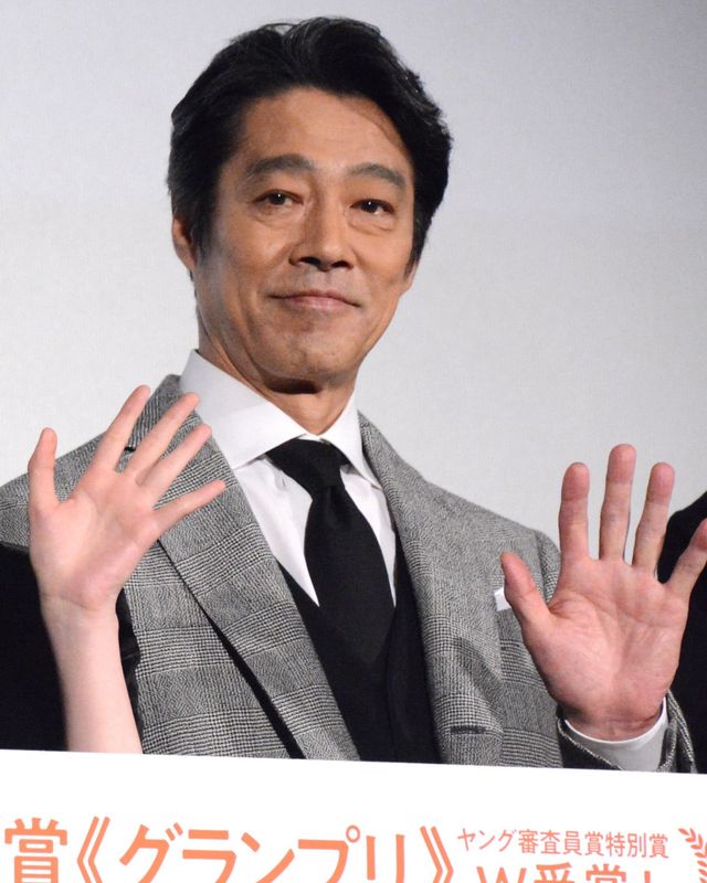 シム・ウンギョン＆河合優実、美の競演！『旅と日々』ロカルノ国際映画祭トロフィーお披露目（17枚目）