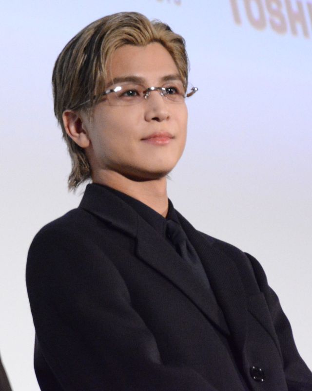 岩田剛典、金髪で登場！白鳥玉季らと東京国際映画祭『金髪』舞台挨拶（14枚目）